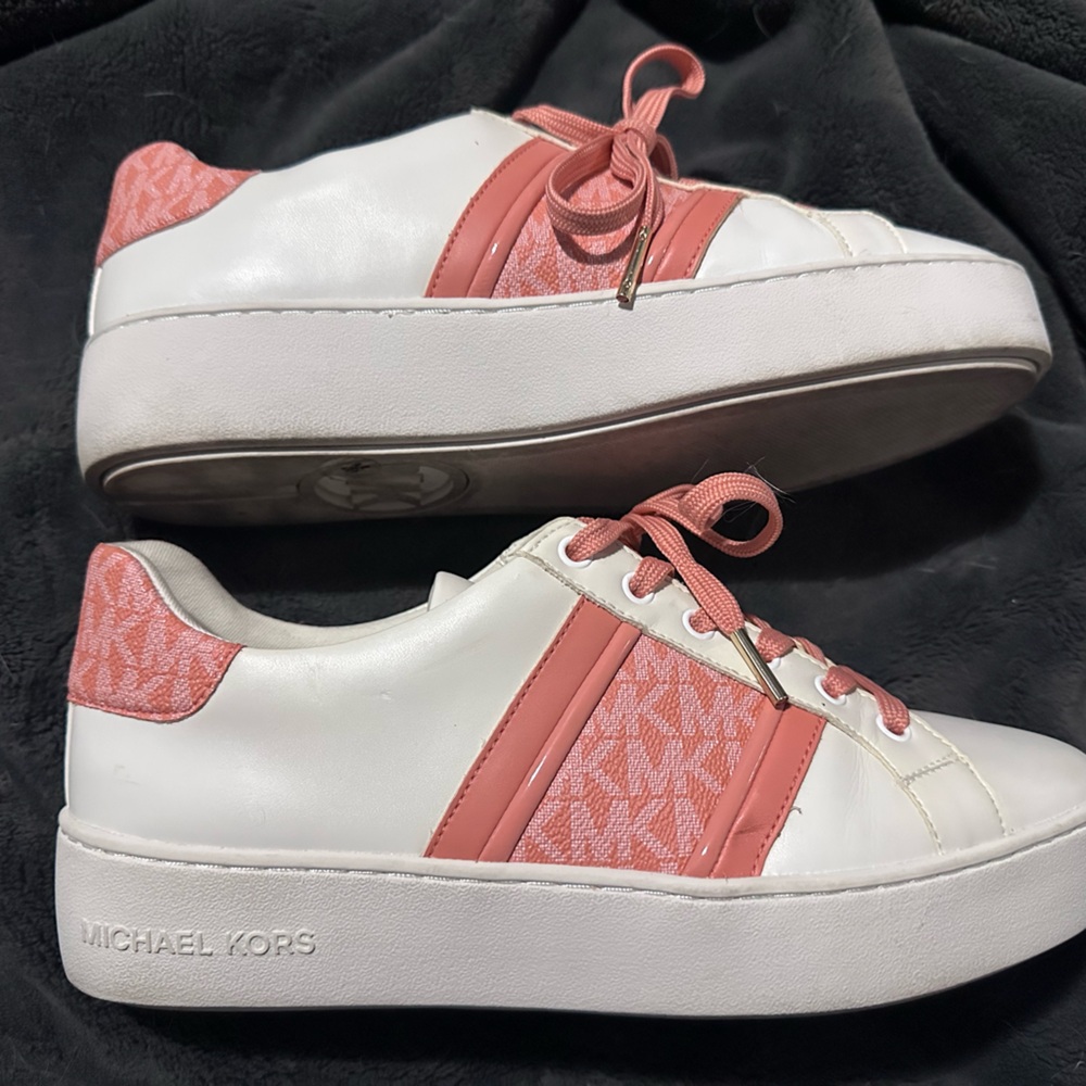 Michael Kors Poppy Leather and Logo Stripe Sneaker